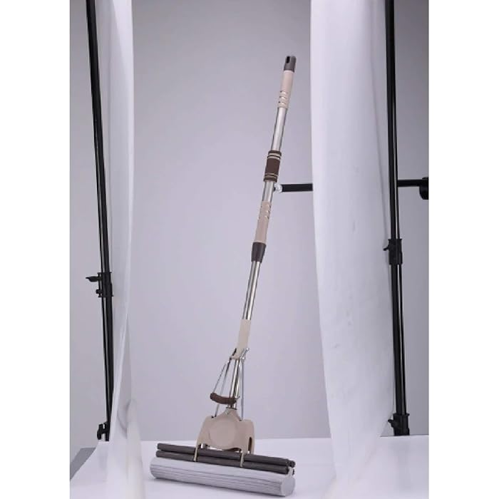 Squeeze Self-Draining Absorbent Mop