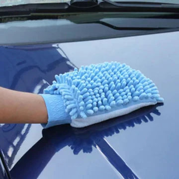 Microfibre cleaning gloves